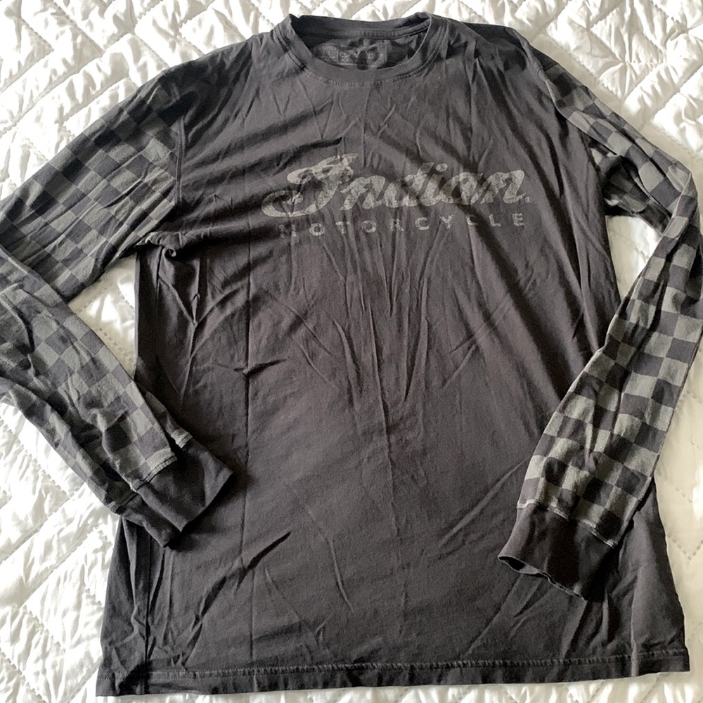 Indian motorcycle crew neck long sleeve 
Size medium